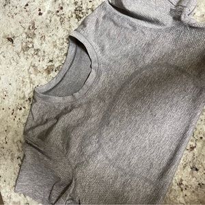 Swiftly Tech short sleeve size 10